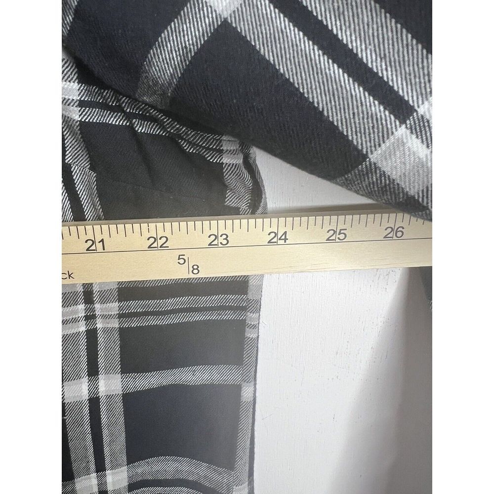Magellan Outdoors Adventure Gear Womens XXL Black Plaid Flannel Classic Fit - Picture 7 of 12